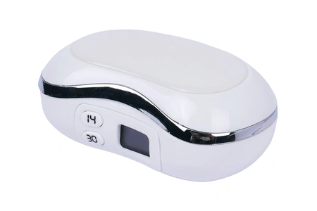 Baltas kontaktinių lęšių dėklas